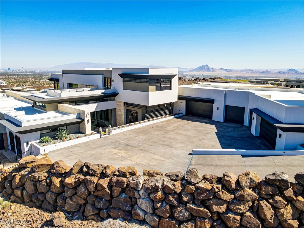 1550 Dragon Crest Avenue, Henderson, Nevada image 9
