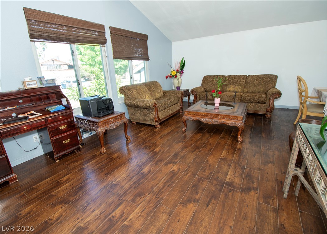 6785 Groveview Lane