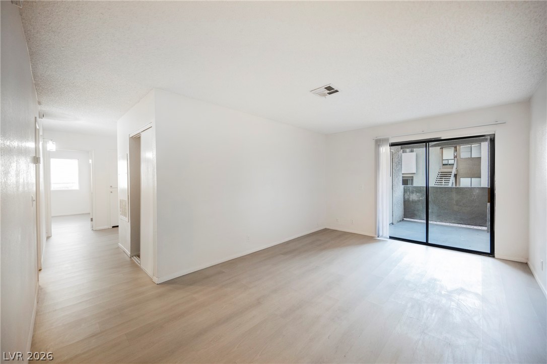 3151 Soaring Gulls Drive 1104