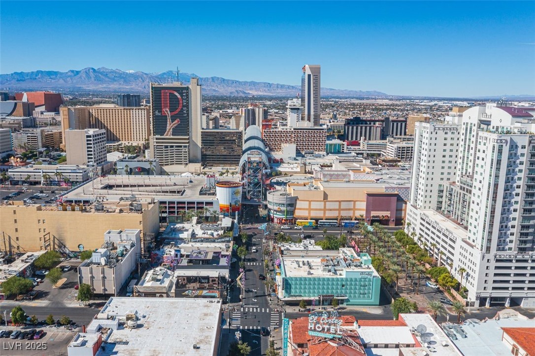 150 Las Vegas Boulevard 1711