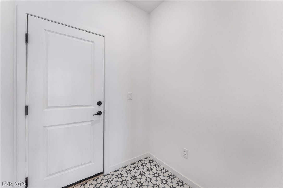 8880 Flat Sands Court