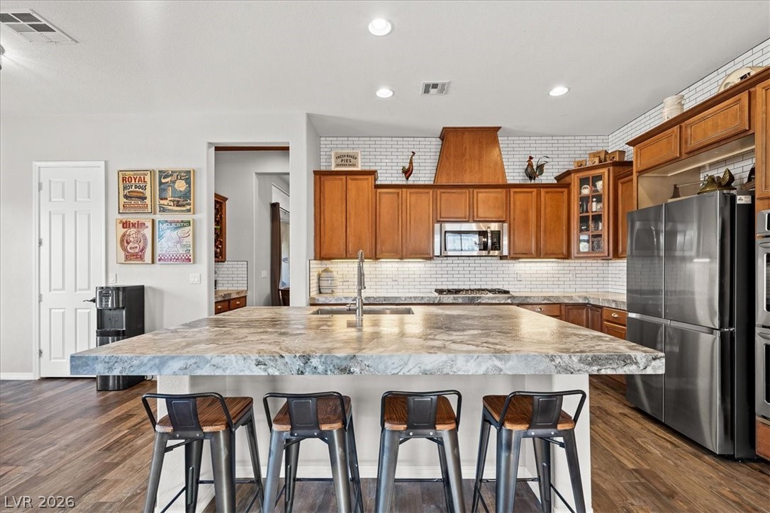 7100 Via Campanile Avenue