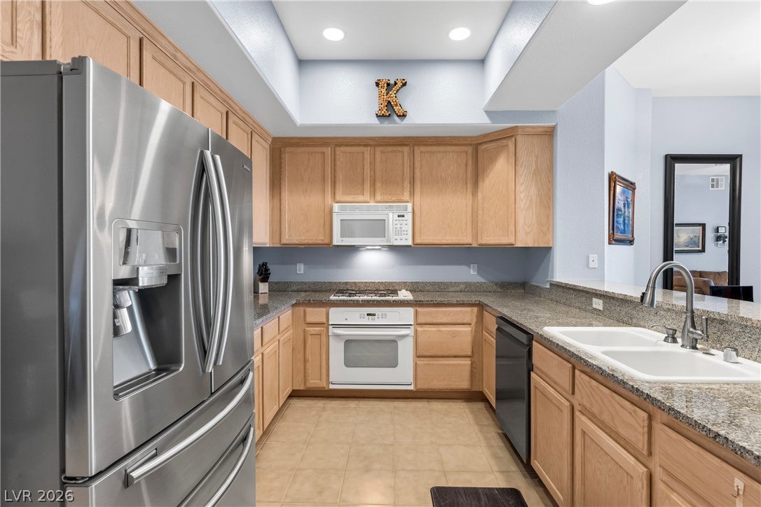Properties 1 38 E Serene Avenue 312