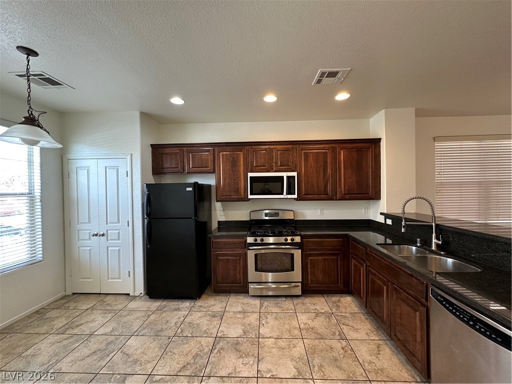 10224 TAIT Street 00