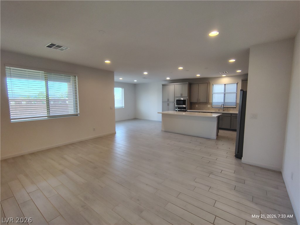 9648 Sunstone Sparkle Avenue