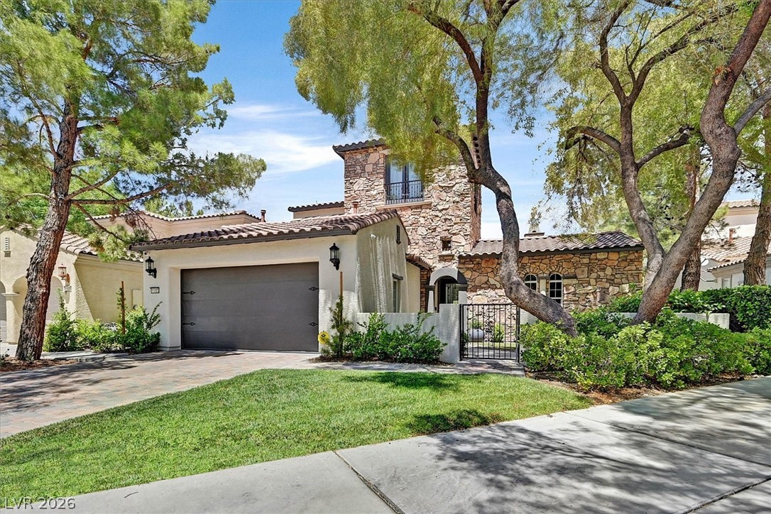 11828 Waterford Castle Court