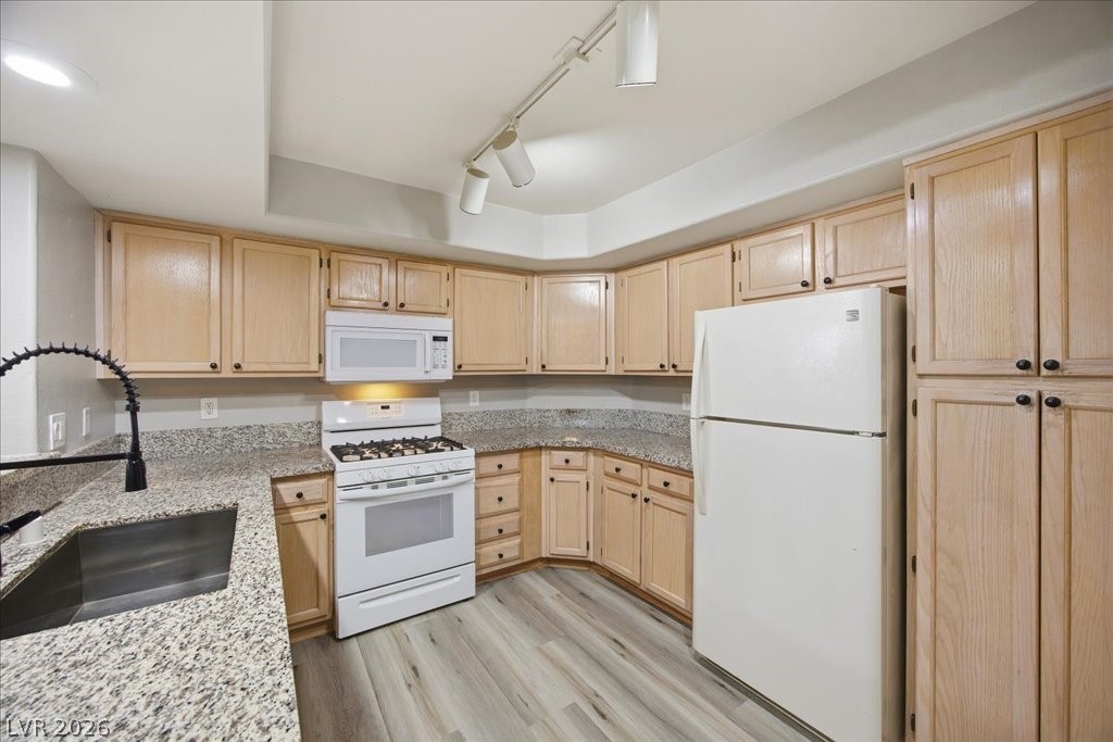 7950 W Flamingo Road 1017