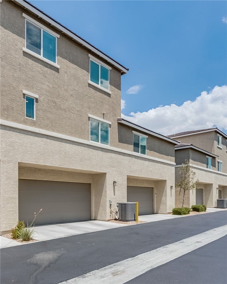 2842 Azure Breeze Lane 2