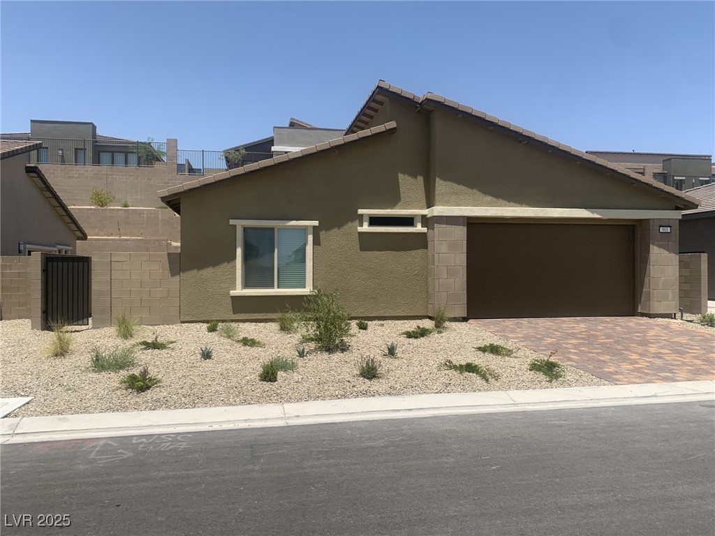 Properties 1 901 Heritage Bend Drive