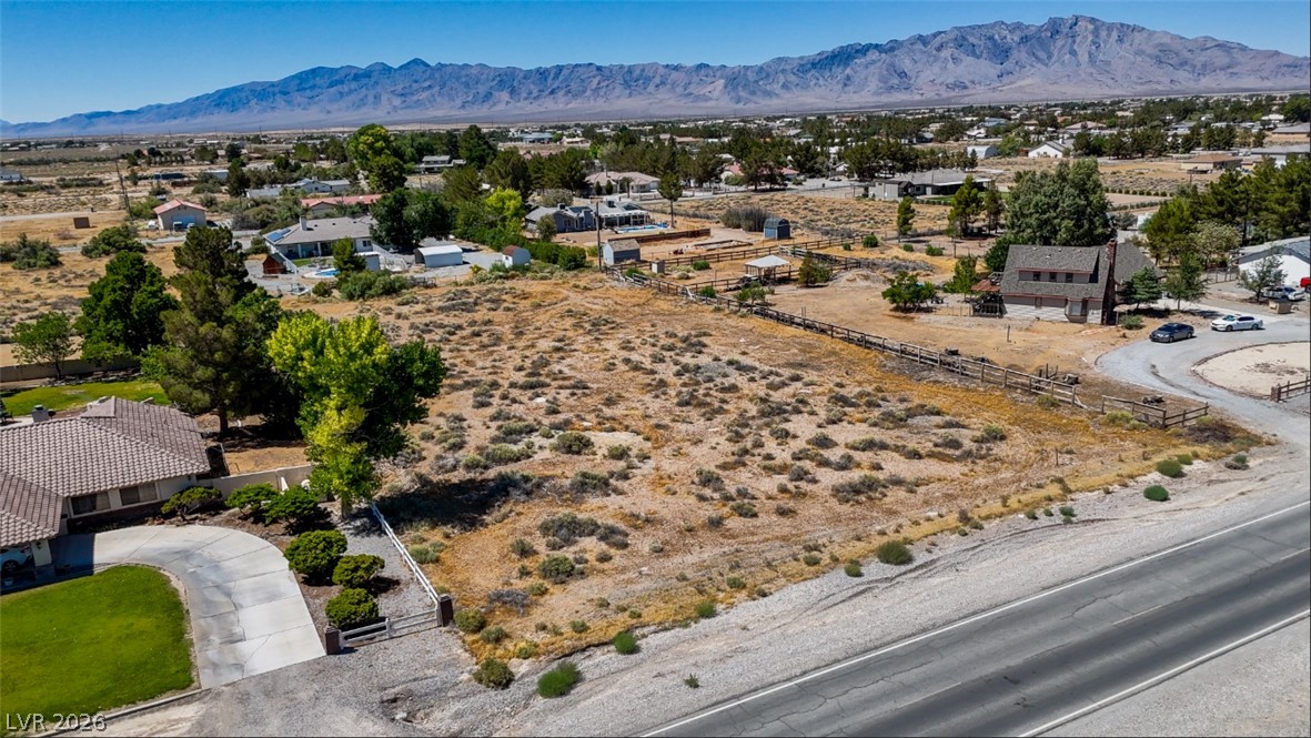 761 W Calvada Boulevard