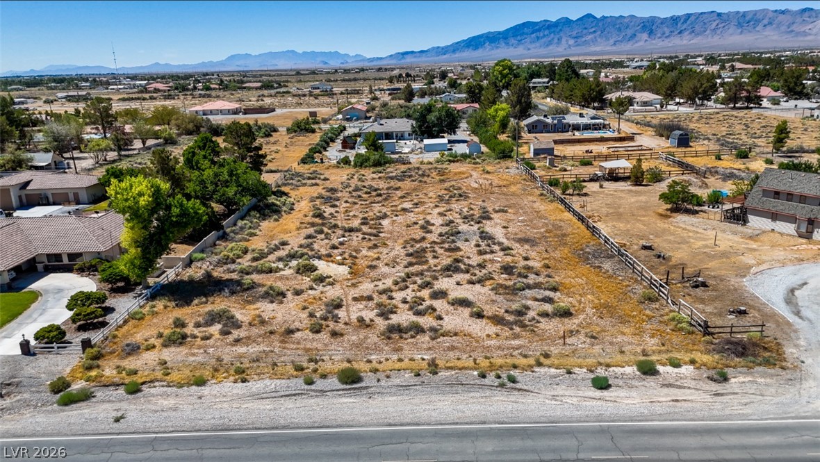 761 W Calvada Boulevard