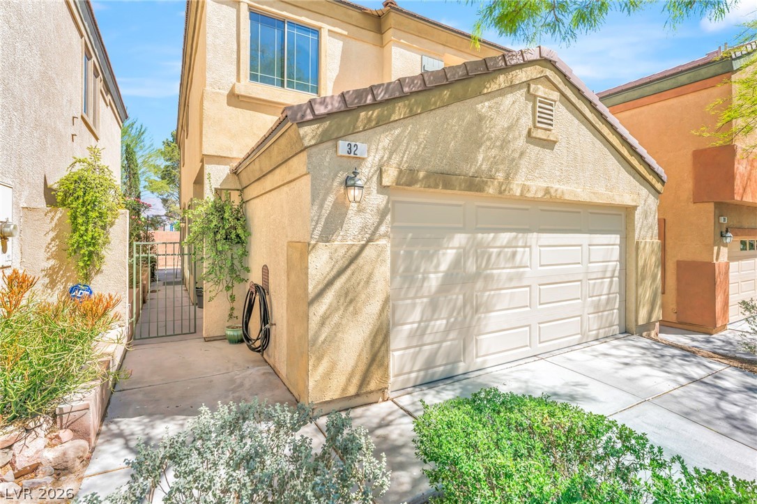 32 Yellow Flame Avenue