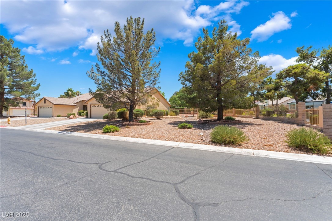 4909 Desert Poppy Drive