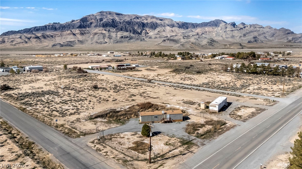 4400 N Leslie Street