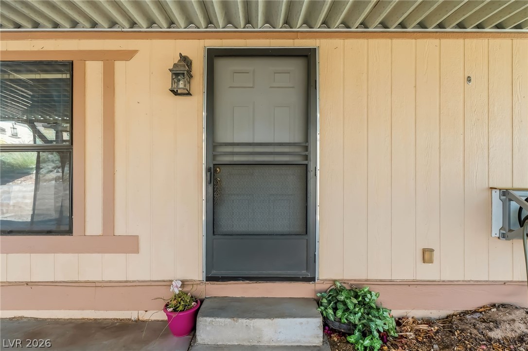 3176 Arroya Court