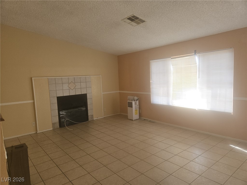 1814 Henson Lane