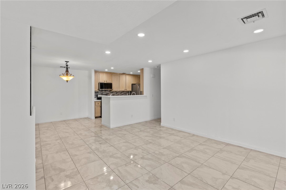 4823 S Torrey Pines Drive 203
