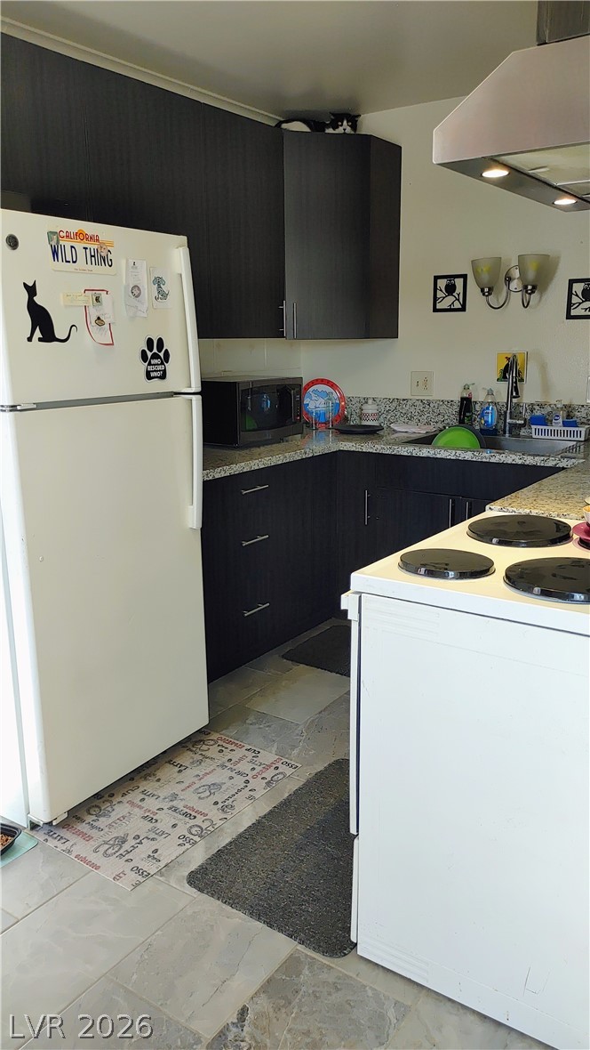 2533 Arrowhead Street