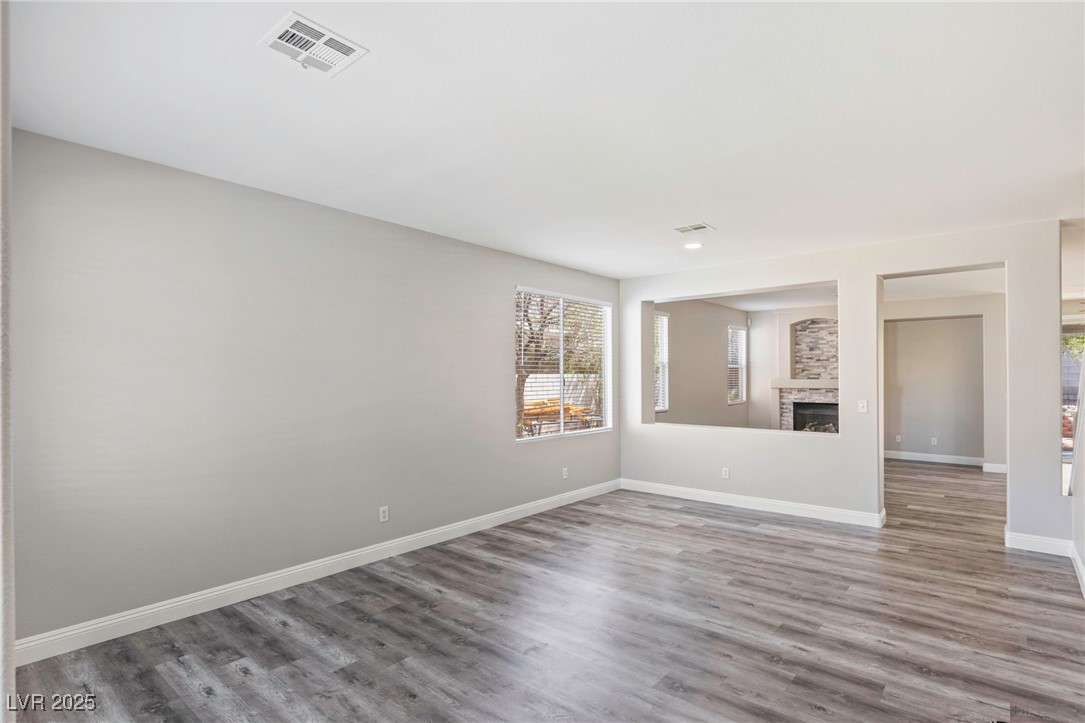 Properties 3 1172 Pale Sunset Court