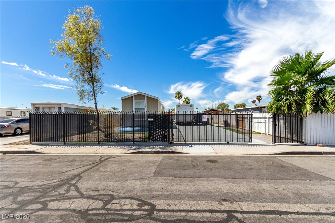 3101 Cypress Avenue