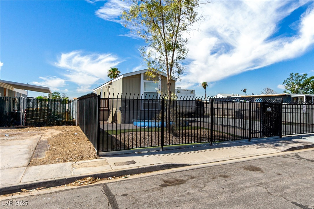 3101 Cypress Avenue