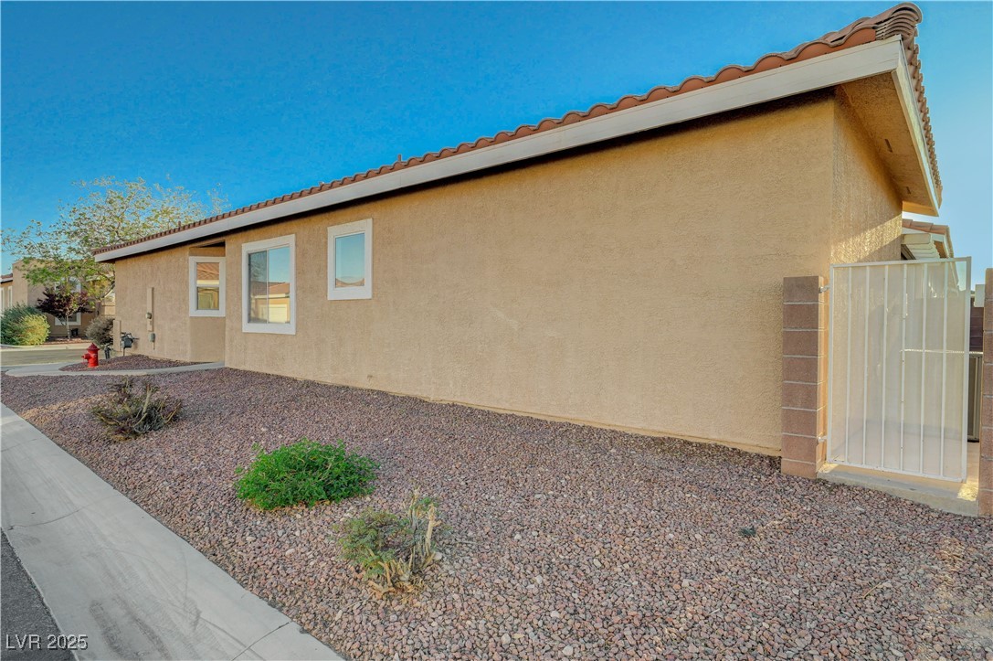 2852 Red Court, Las Vegas, Nevada image 4