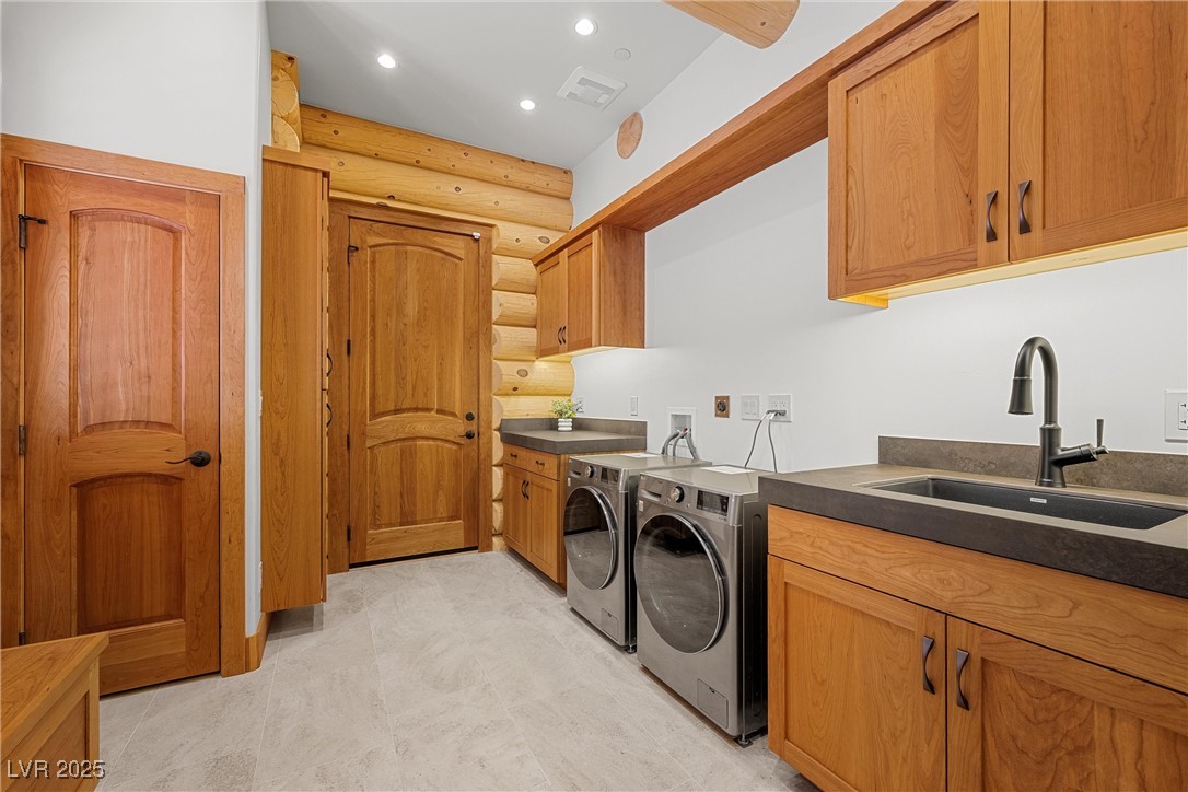 Las Vegas, Nevada 89124, United States, 4 Bedrooms Bedrooms, ,5 BathroomsBathrooms,Residential,Active,122551