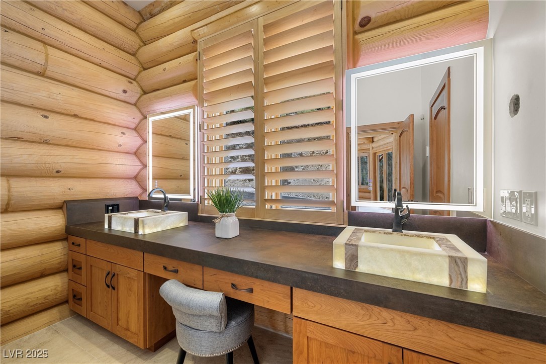 Las Vegas, Nevada 89124, United States, 4 Bedrooms Bedrooms, ,5 BathroomsBathrooms,Residential,Active,122551