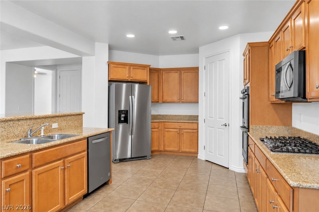 113 Peak Villa Avenue