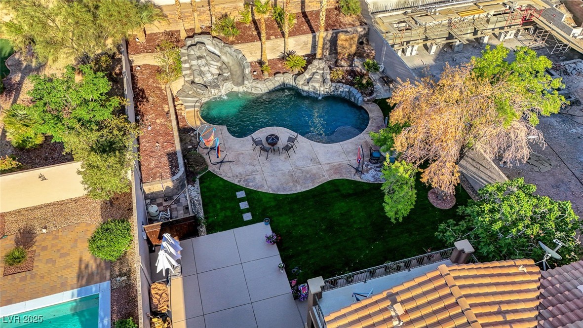 Henderson, Nevada 89015, United States, 5 Bedrooms Bedrooms, ,4 BathroomsBathrooms,Residential,Active,112757