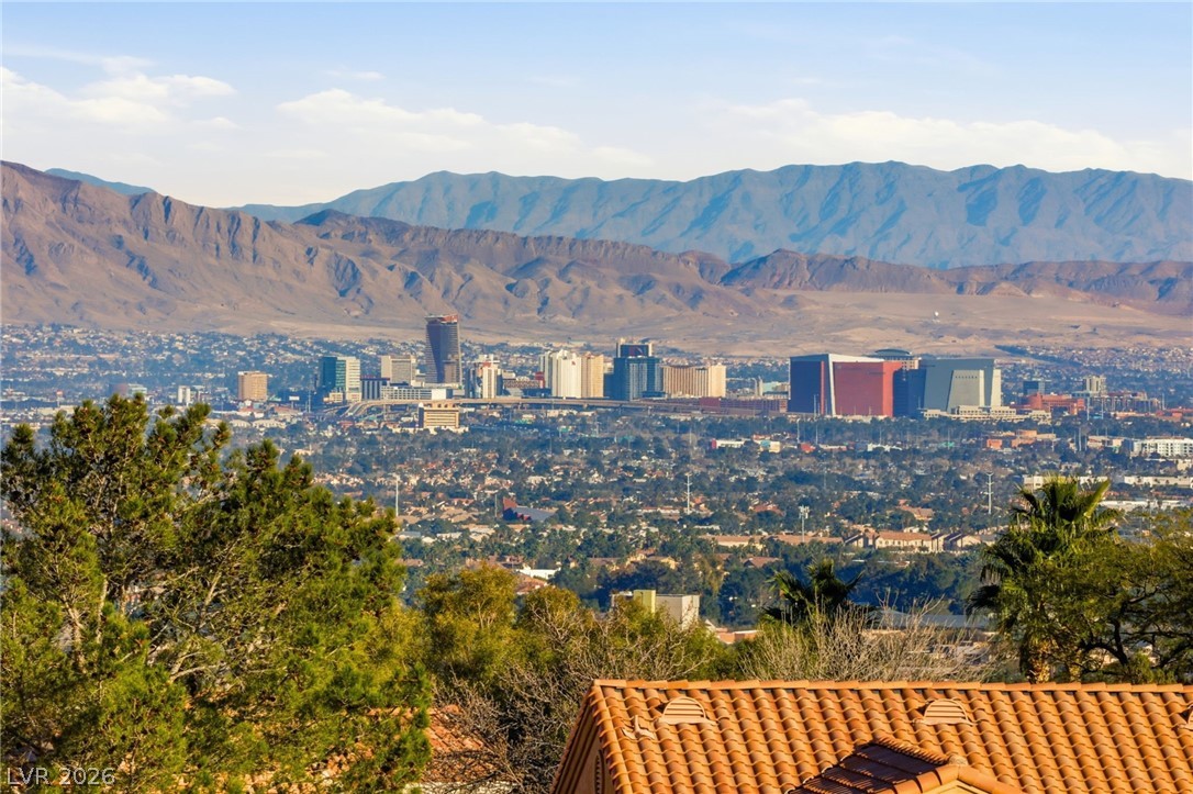 2108 Hot Oak Ridge Street