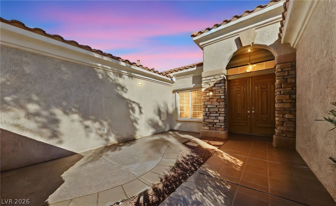 2108 Hot Oak Ridge Street