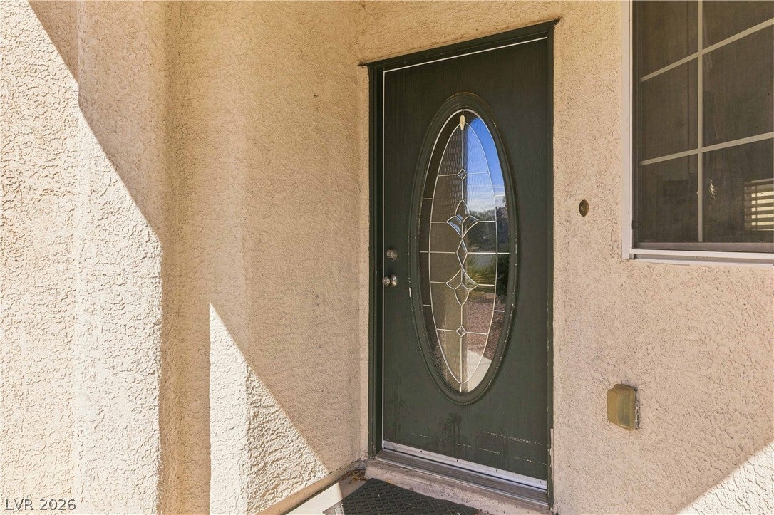 2664 Iris Point Way