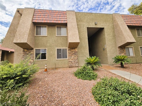 Condo For Rent - 5471 Indian River Drive #411<br/> Las Vegas, NV 89103