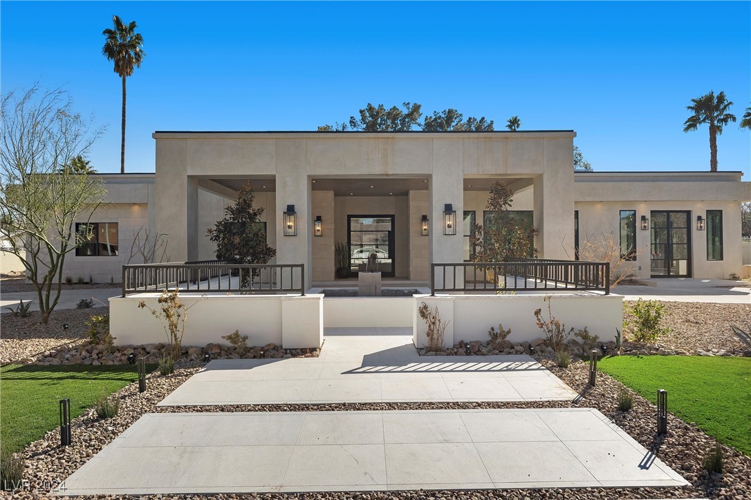 2401 Driftwood Drive