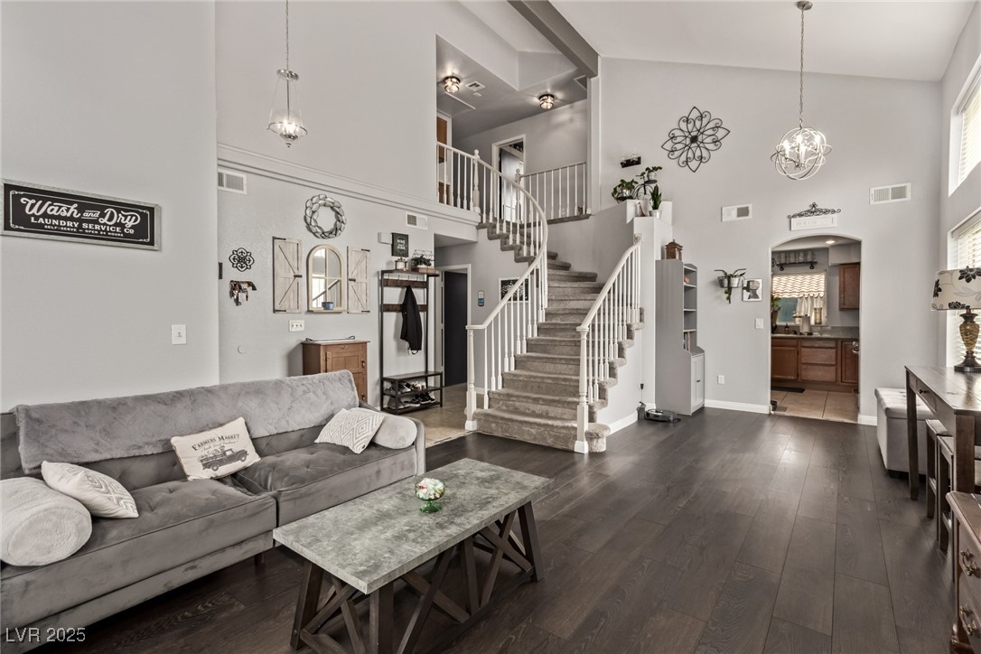 1537 Ascension Circle
