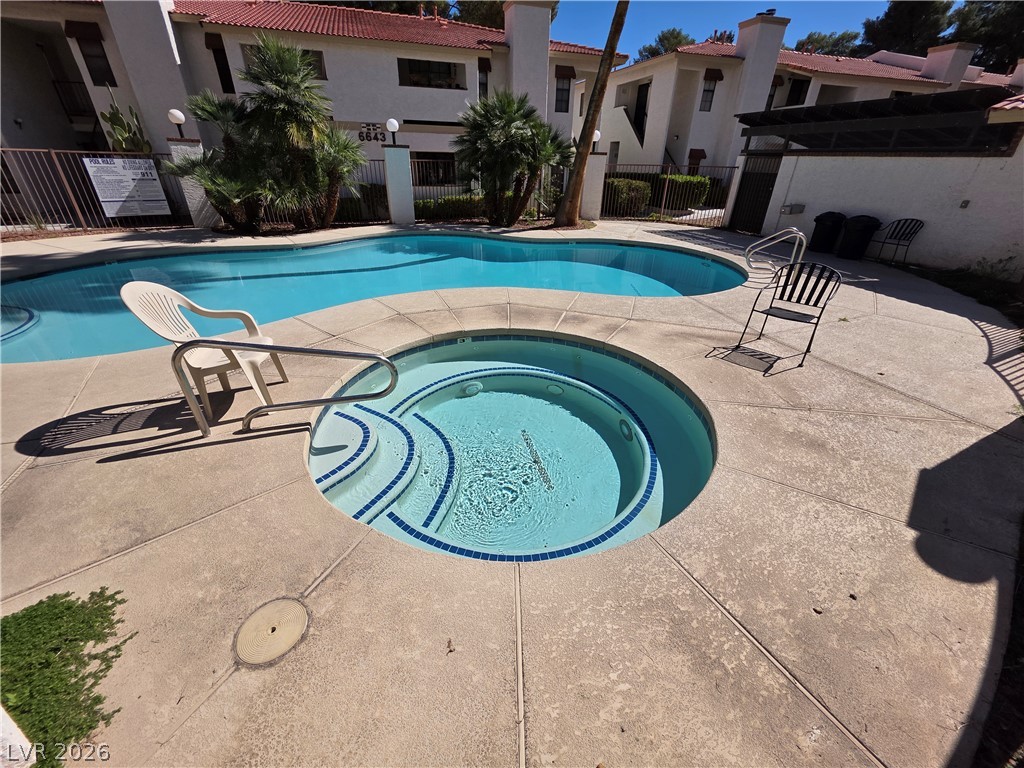 6671 W TROPICANA Avenue 103