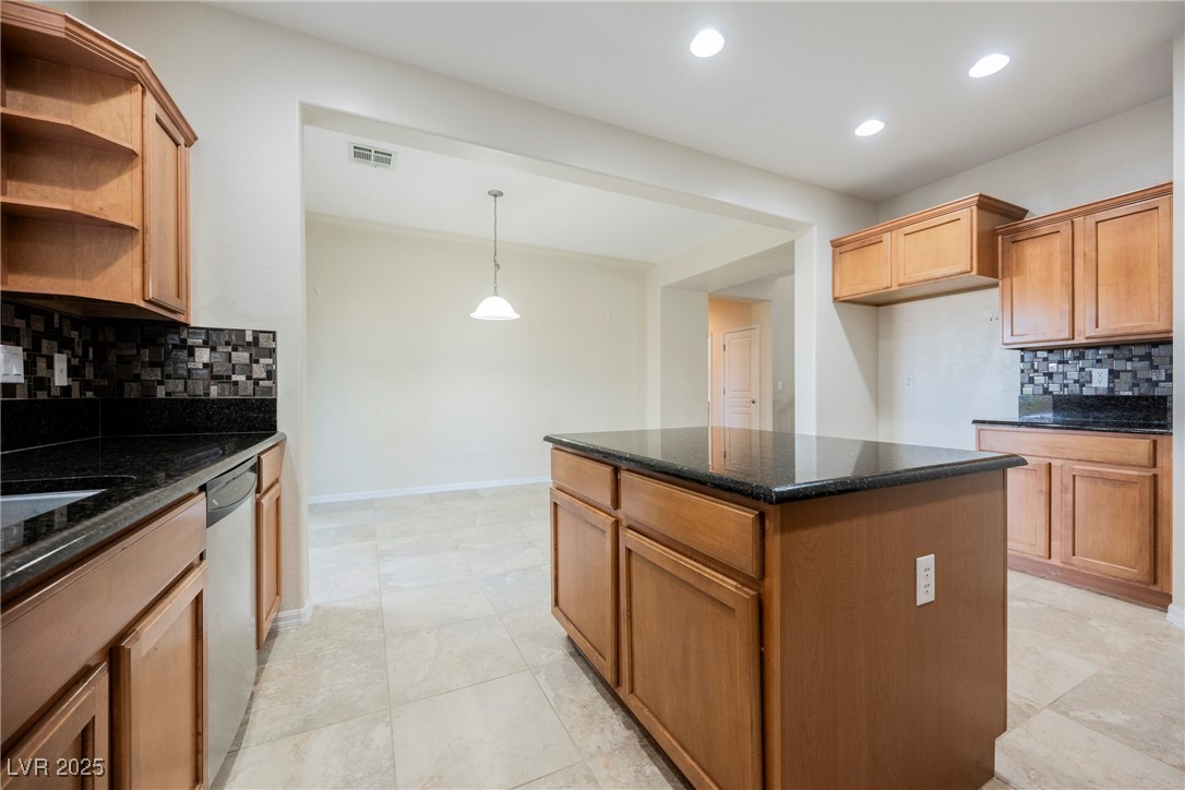 5507 Gemini Bridges Street