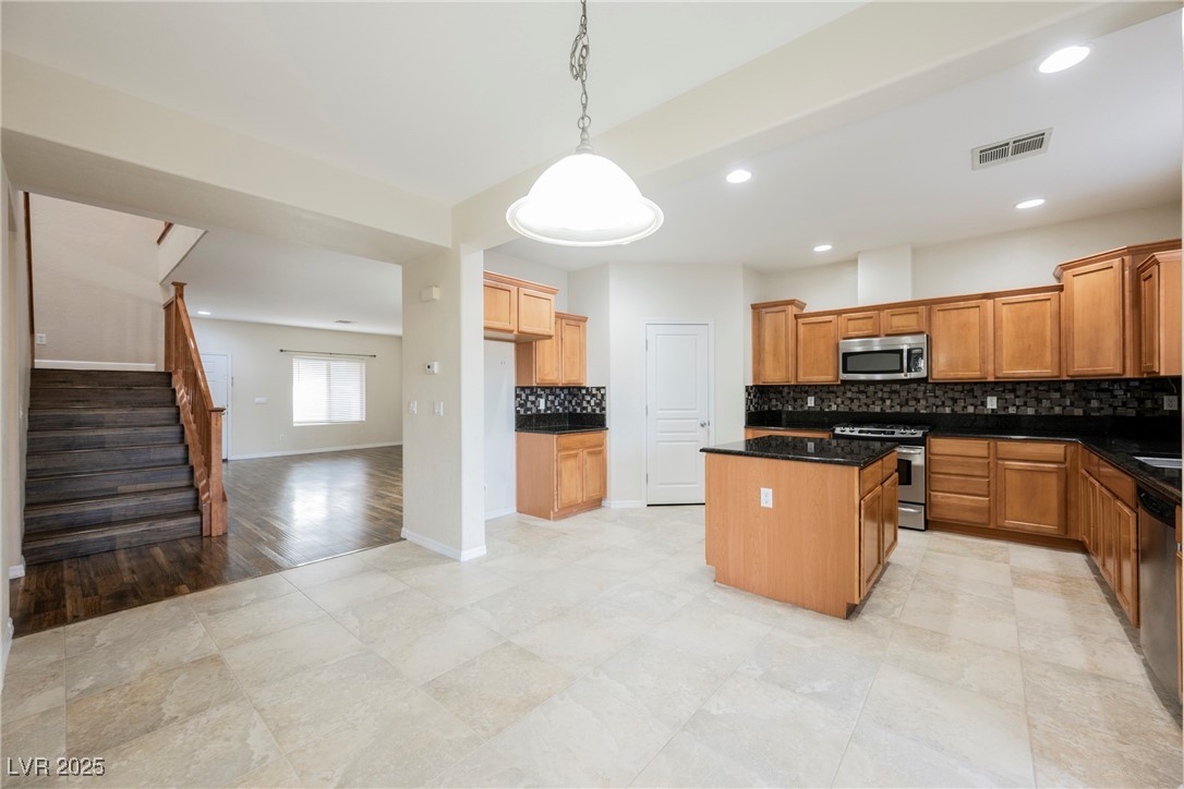 5507 Gemini Bridges Street