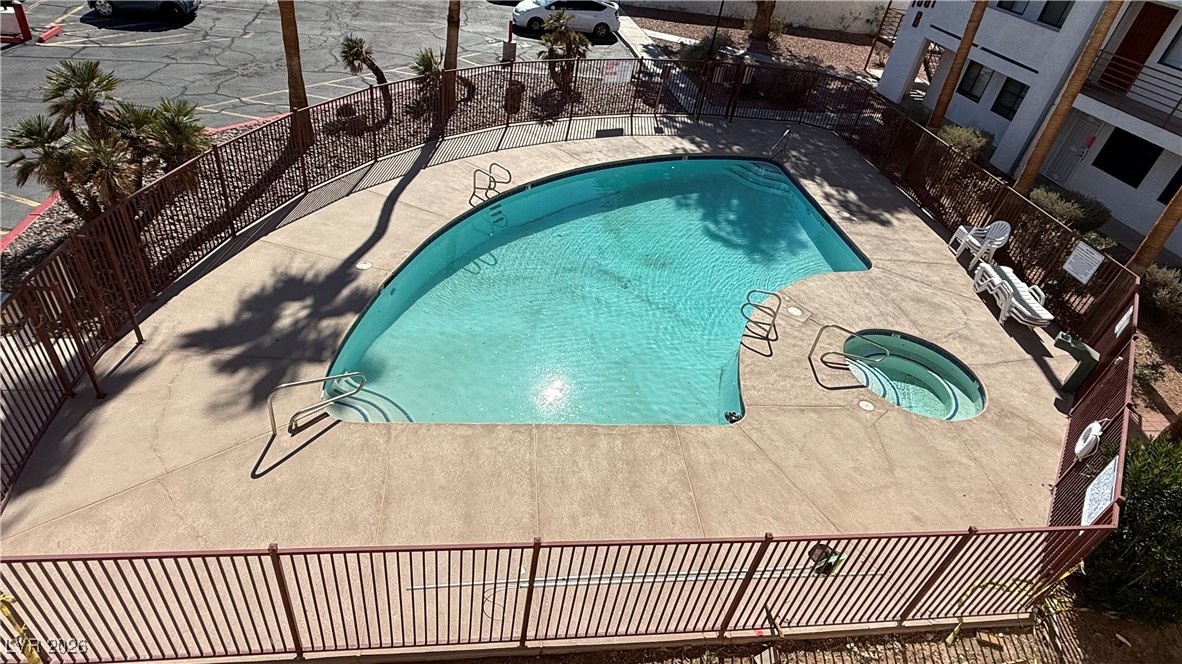 1381 E University Avenue 311
