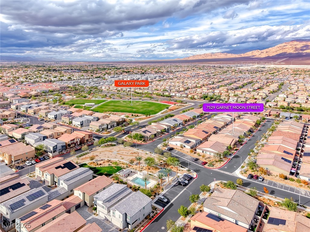 7529 Garnet Moon Street
