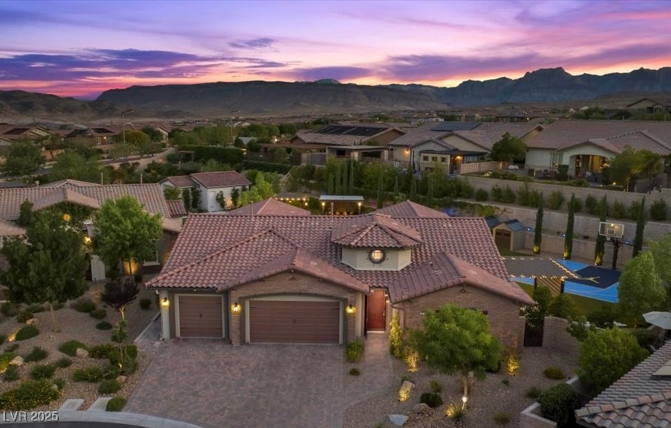 Properties 1 12119 Castilla Rain Avenue