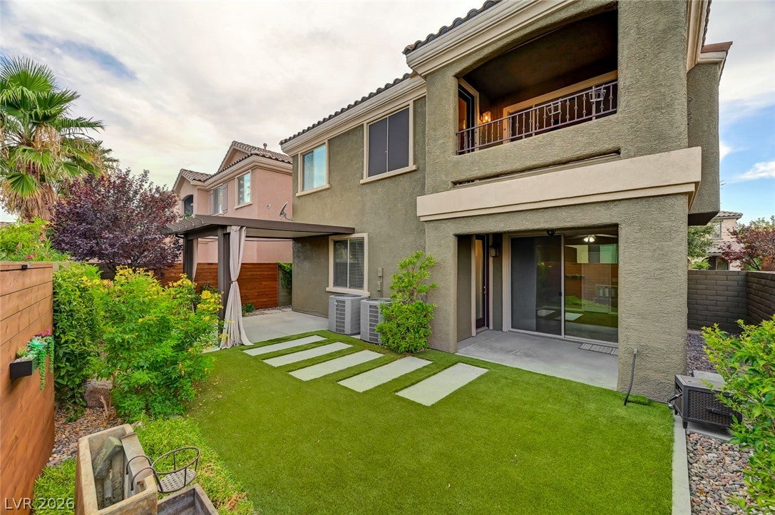11821 Luna Del Mar Lane