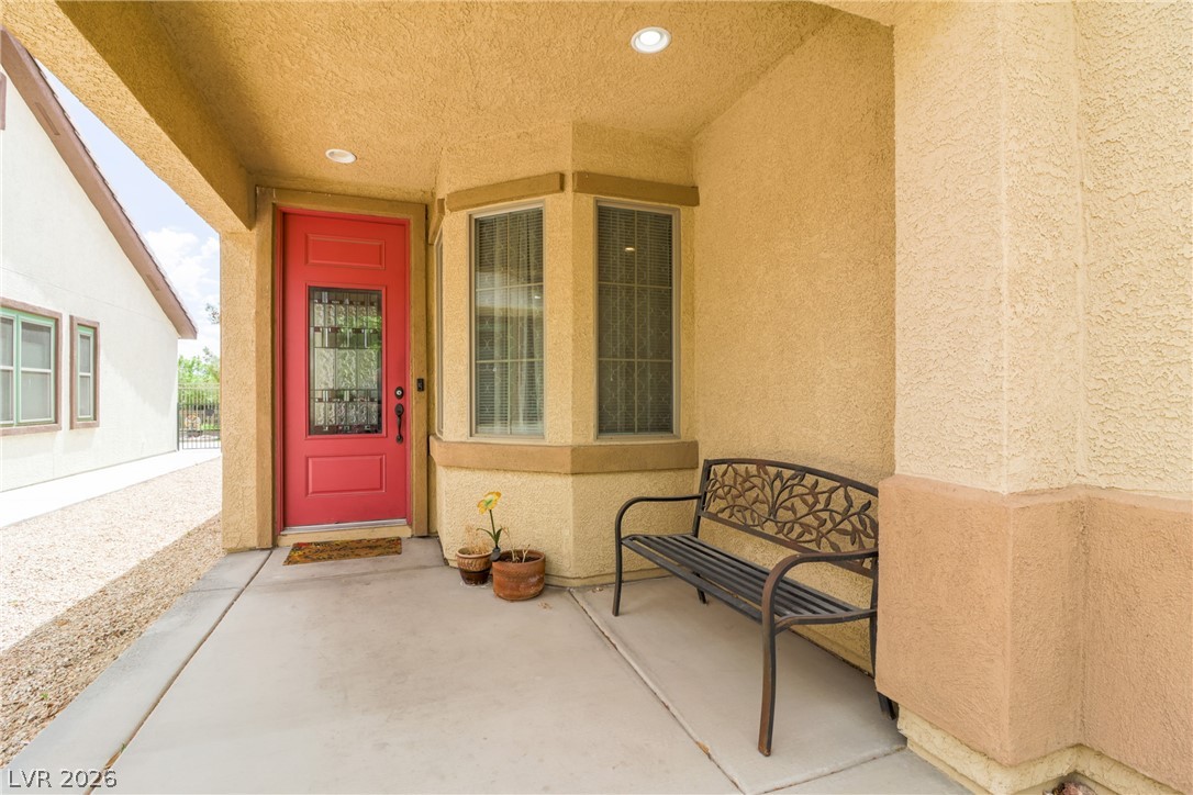 3625 Inverness Grove Avenue