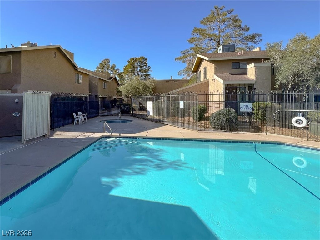 1616 Burningwood Lane 101