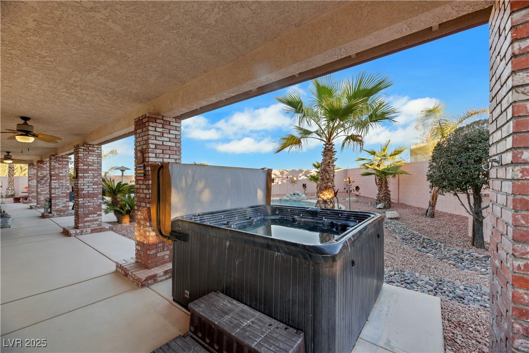 Las Vegas, Nevada 89123, United States, 4 Bedrooms Bedrooms, ,2 BathroomsBathrooms,Residential,Pending,20998