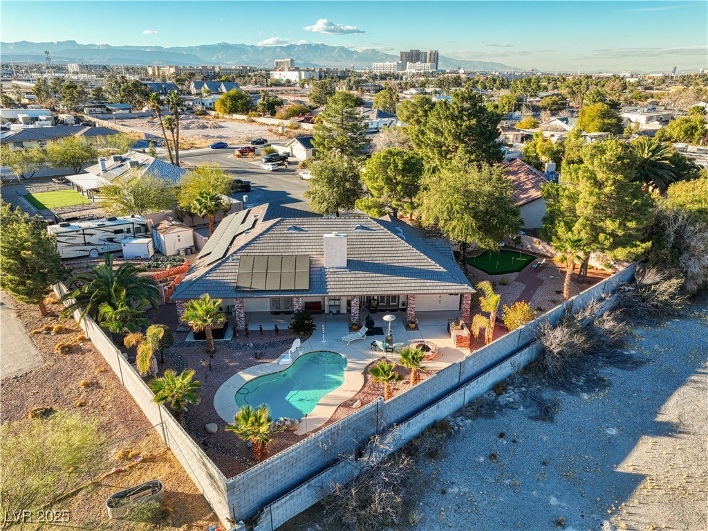 Las Vegas, Nevada 89123, United States, 4 Bedrooms Bedrooms, ,2 BathroomsBathrooms,Residential,Pending,20998