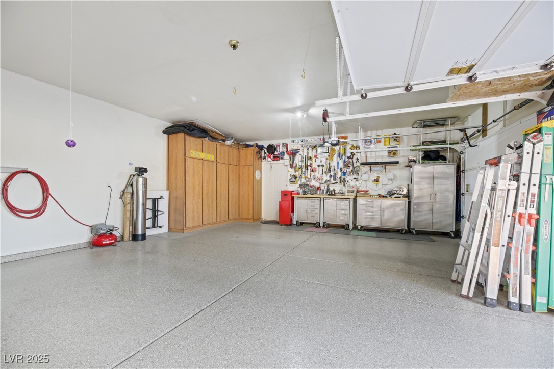 Las Vegas, Nevada 89123, United States, 4 Bedrooms Bedrooms, ,2 BathroomsBathrooms,Residential,Pending,20998