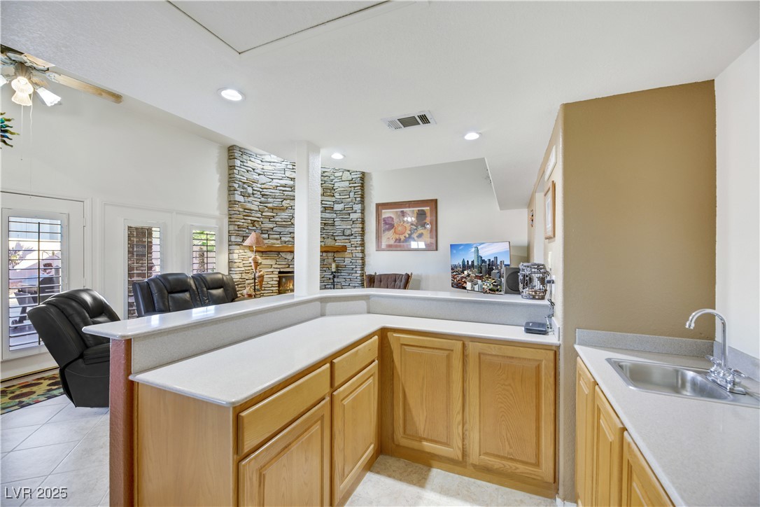 Las Vegas, Nevada 89123, United States, 4 Bedrooms Bedrooms, ,2 BathroomsBathrooms,Residential,Pending,20998