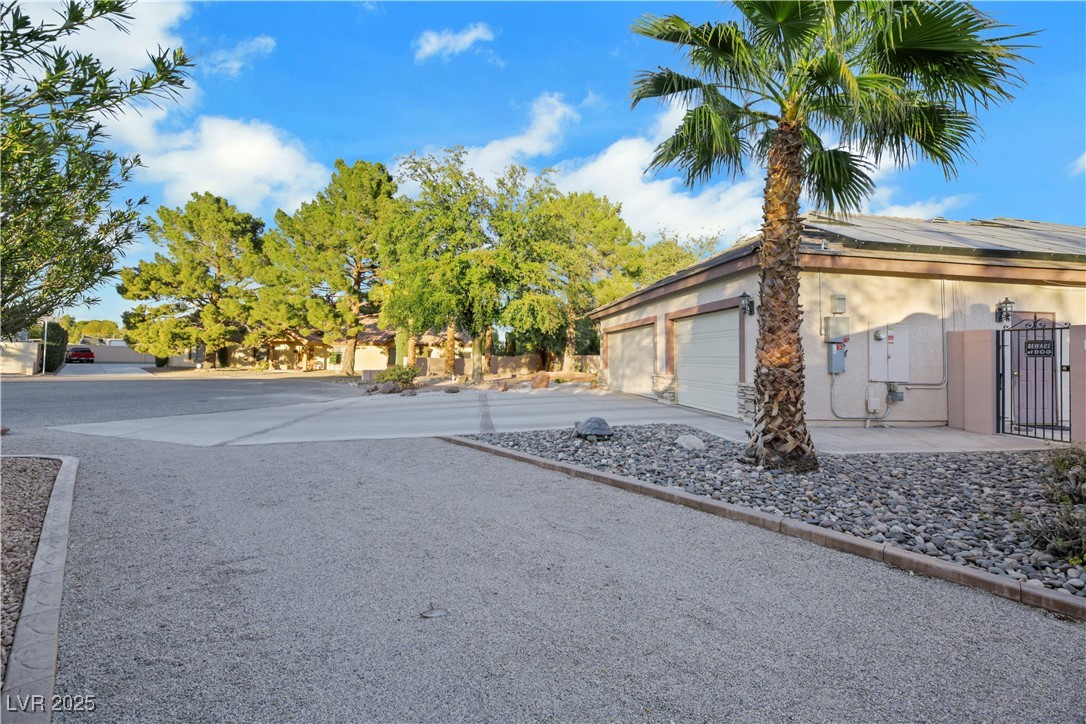 Las Vegas, Nevada 89123, United States, 4 Bedrooms Bedrooms, ,2 BathroomsBathrooms,Residential,Pending,20998